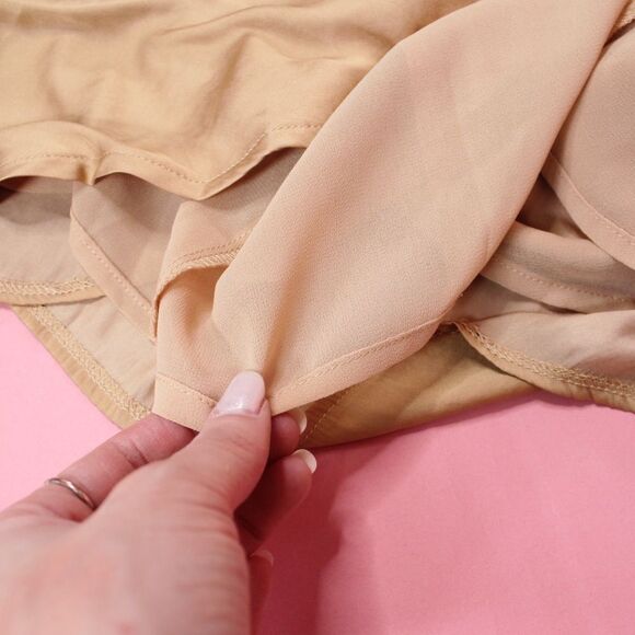 Le Lis Collection Mia Satin Ruffle Hem Mini Dress - Picture 11 of 15